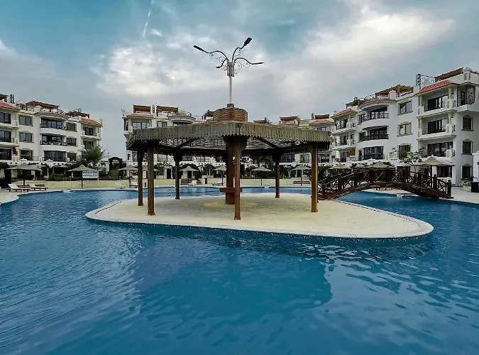 Hills Aqua Park شرم هيلز اكوا بارك ريزورت 4*