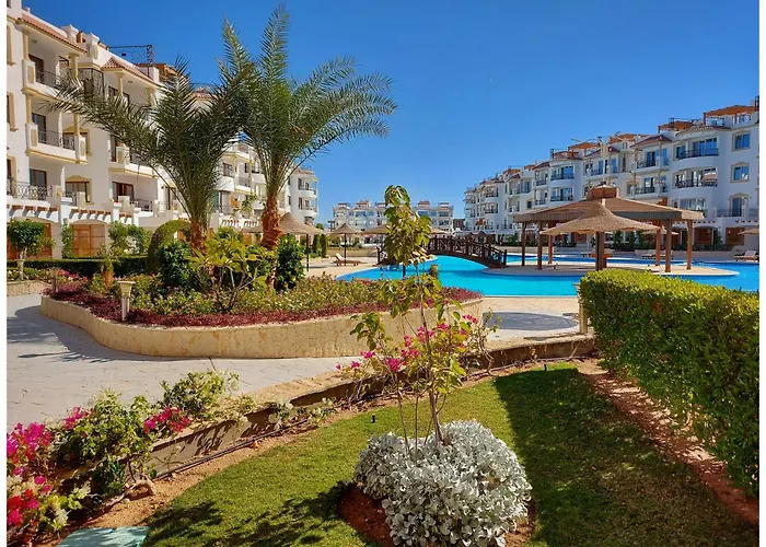 Hills Aqua Park شرم هيلز اكوا بارك ريزورت 4* Şarm El-Şeyh